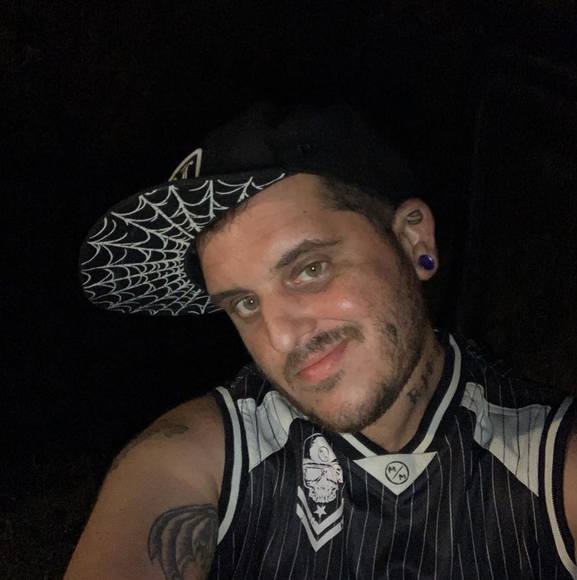 Meet your Posher, Robert - Picture 1 of 1